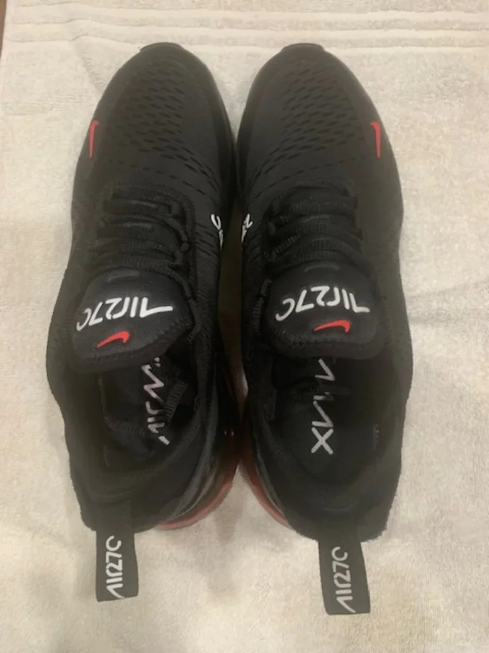 Nike AirMax 270 Men's Size US 10.5 - Picture 2 of 8